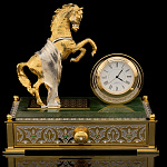 Лошадь Символ 2026 года. Шкатулка с часами "Конь". Златоуст