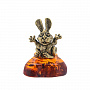 Бронзовая статуэтка с янтарем "Кролик", фотография 1. Интернет-магазин ЛАВКА ПОДАРКОВ