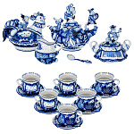 5381 Гжель Сервиз "Скоморошьи забавы" на 6 п. 15 предм. Авт. Черновы Л.и В.