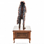 Деревянная резная скульптура "Индеец с трубкой". Высота 81 см, фотография 4. Интернет-магазин ЛАВКА ПОДАРКОВ