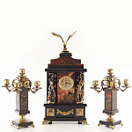 5375/П Нат.камень Часы в НАБОРе с канделябрами "Охота" Яшма (3088) 