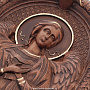 Деревянная резная икона "Ангел Хранитель" 32х23 см, фотография 5. Интернет-магазин ЛАВКА ПОДАРКОВ