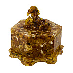 Шкатулка янтарная "Конь"