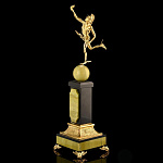 0011551 Златоуст Статуэтка "Гермес" Офиокальцит (3822)