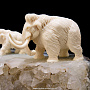 Скульптура "Три мамонта" (бивень мамонта, кварц), фотография 7. Интернет-магазин ЛАВКА ПОДАРКОВ