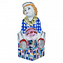 Статуэтка "Клоун на кубе". Гжель в цвете, фотография 1. Интернет-магазин ЛАВКА ПОДАРКОВ
