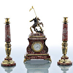 0024257/ФР Нат.камень ЧАСЫ  Георгий Победоносец" с ПОДСВЕЧНИКАМИ (2ШТ)