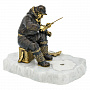 Бронзовая статуэтка "Зимняя рыбалка", фотография 4. Интернет-магазин ЛАВКА ПОДАРКОВ