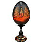 Деревянное пасхальное яйцо на подставке "Храм Василия Блаженного. Спасская башня", фотография 2. Интернет-магазин ЛАВКА ПОДАРКОВ