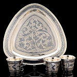 0040422 Серебро 875* НАБОР ПИТЕЙНЫЙ на 3 персоны гравировка, чернение  в П/У