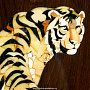 Панно янтарное "Крадущийся тигр" 45х65 см, фотография 2. Интернет-магазин ЛАВКА ПОДАРКОВ