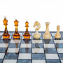 Шахматы с перламутром и фигурами из янтаря 45х45 см, фотография 4. Интернет-магазин ЛАВКА ПОДАРКОВ
