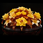 0062085-НП ЦВЕТОЧНАЯ КОМПОЗИЦИЯ НАСТОЛЬНАЯ Янтарь, дерево, лак.