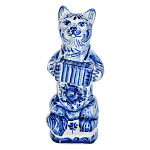 0073796  ГЖЕЛЬ Скульптура КОТ С ГАРМОШКОЙ в кобальте 