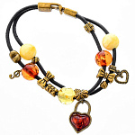 0058593 Браслет Оберег Любовь 5 янтарных бусин на шнуре