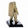Бронзовая статуэтка "Космонавт" , фотография 3. Интернет-магазин ЛАВКА ПОДАРКОВ