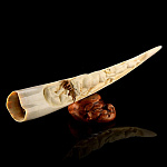 /В241 Изделия из кости КЛЫК "Нападение волков на лося" (клык моржа, бивень мамонта, кап)