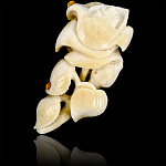  Бивень мамонта БРОШЬ РОЗА ,янтарь  6*3 см