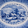Тарелка декоративная "Зима в деревне". Гжель, фотография 2. Интернет-магазин ЛАВКА ПОДАРКОВ