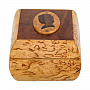 Шкатулка для кольца "Камея" из карельской березы, фотография 2. Интернет-магазин ЛАВКА ПОДАРКОВ