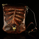 0060899 СУМКА КОЖАНАЯ "ЛИСТОК" ручной работы, с ремнем 