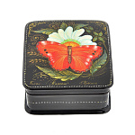   лаковая миниатюра ШКАТУЛКА "Бабочка"6,5*6,5*3,5см Авт.Краснов