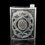 0040405/185,6гр  875* ФЛЯГА СРЕДНЯЯ гравировка, чернение серебра в П/У 185,6