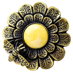 0051007/835.4 Брошь Хризантема с пчелкой (белый)