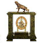 Часы из натурального камня "Львица"