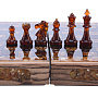 Шахматы складные с инкрустацией и фигурами из янтаря 28х28 см, фотография 6. Интернет-магазин ЛАВКА ПОДАРКОВ