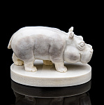 00212191 Кость. Скульптура "Бегемот" рог лося  Авт. работа