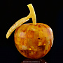 Статуэтка янтарная "Яблоко", фотография 3. Интернет-магазин ЛАВКА ПОДАРКОВ