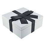 300470-ПОДАРОЧНАЯ УПАКОВКА (экокожа) с бантом-белый 34.5*34.5*14 см
