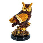 0080061 Сувенир из янтаря "СОВА НА ПНЕ" на подставке  25*43см