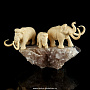 Скульптура из кости "Три Мамонта". Бивень мамонта, аметист, фотография 1. Интернет-магазин ЛАВКА ПОДАРКОВ