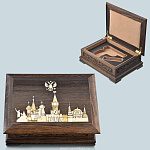 0023713 Янтарь ШКАТУЛКА "МОСКВА" 230*170*95  (00642)