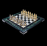 0055326/ФР Нат.камень Шахматы "Русские богатыри" Мрамор Змеевик, с фигурами-металл